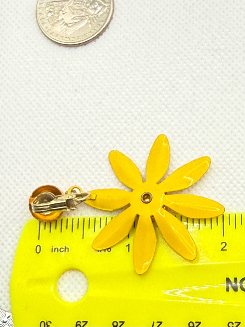 Incredible Yellow & Orange enamel dangle retro MCM Floral Drop Clip-On Earrings - Picture 5 of 9